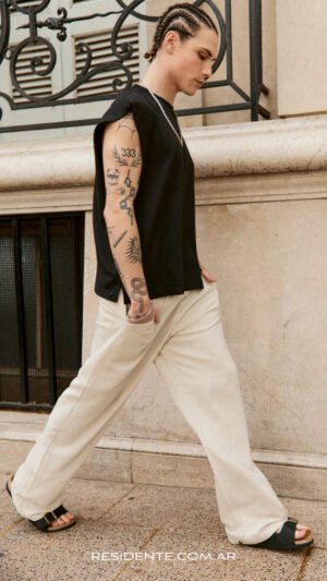 Musculosa Boxy Lamont - Negra - - Image 3
